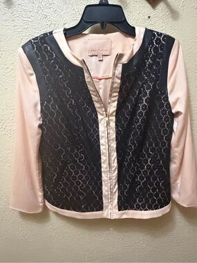 Gibson Latimer Blush Pink and Black Lace Zip Jacket